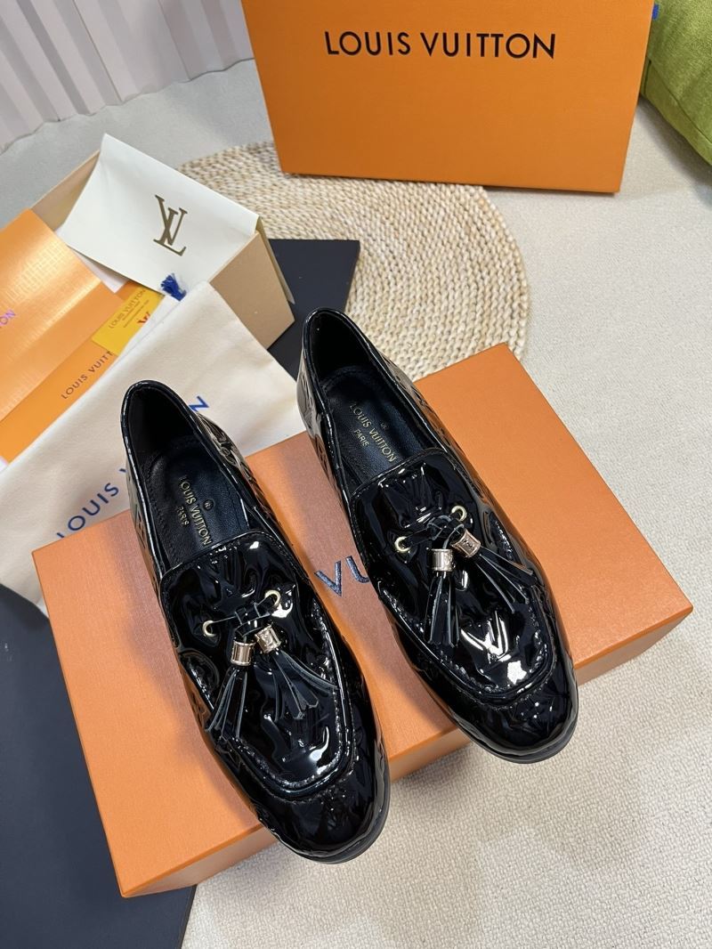 Louis Vuitton Low Shoes